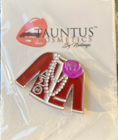 Delta Sweater Lapel Pin