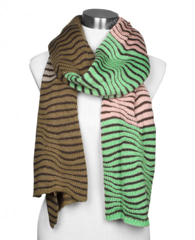 Perfect Blend Scarf in Pink and Green