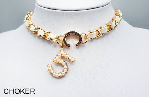 5 Club Choker necklace