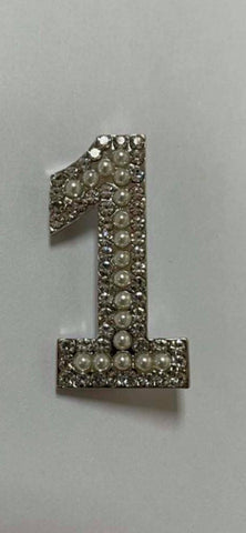 One brooch silver